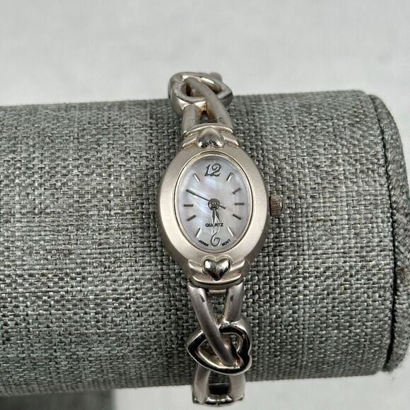Advance Watch Womens 17mm Oval Hearts MOP Dial Silver Tone Stretchy New Battery - Picture 1 of 10